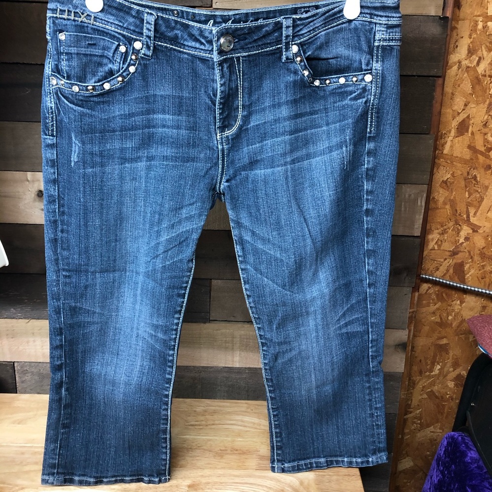 Jeans - Picture 3 of 5